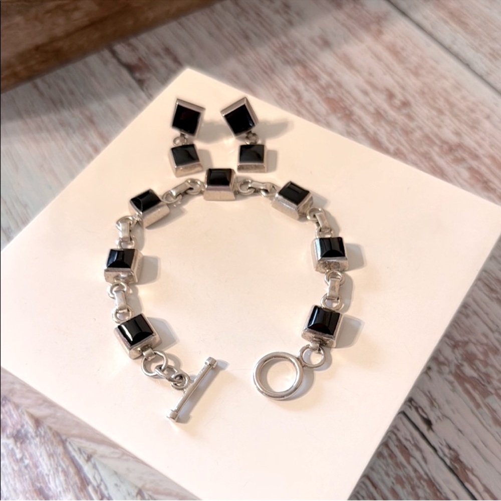 Mexico 925 vintage onyx and sterling bracelet with earrings